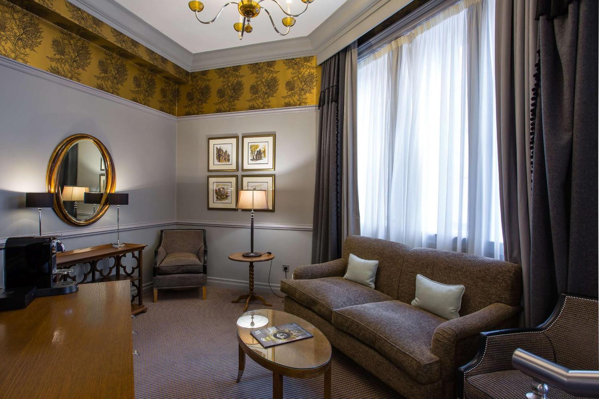 Отель Waldorf Astoria Edinburgh - The Caledonian Экстерьер фото