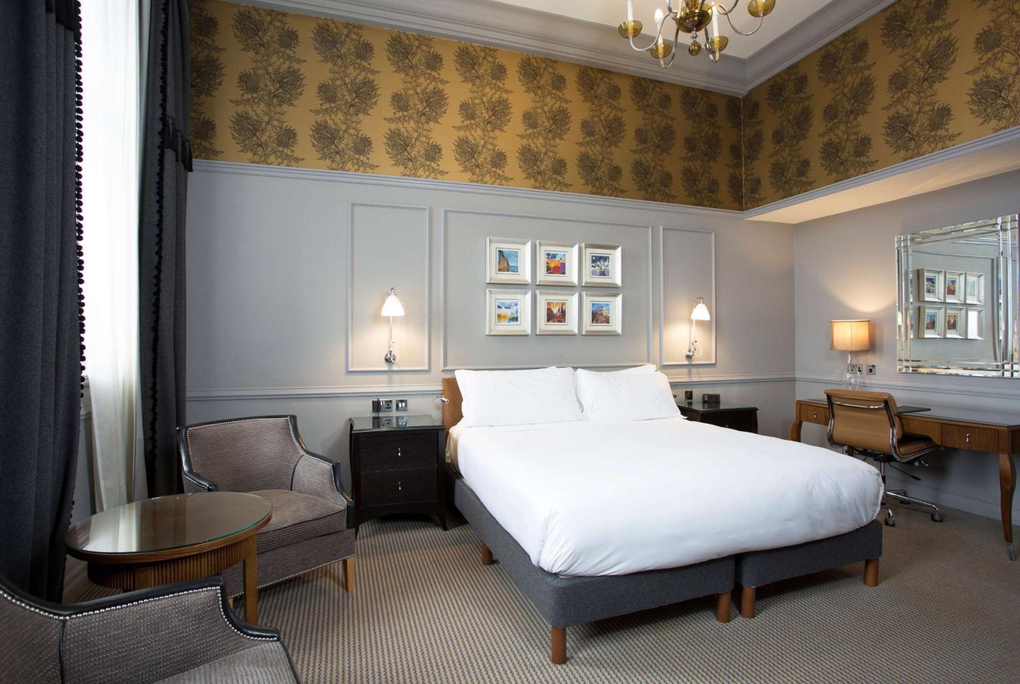 Отель Waldorf Astoria Edinburgh - The Caledonian Экстерьер фото